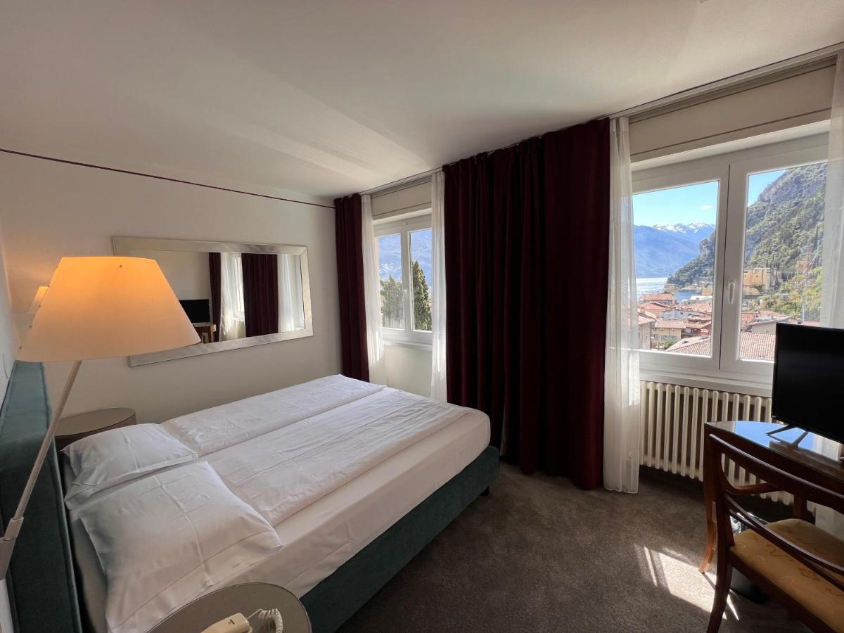 Villa Miravalle Riva del Garda Exterior photo