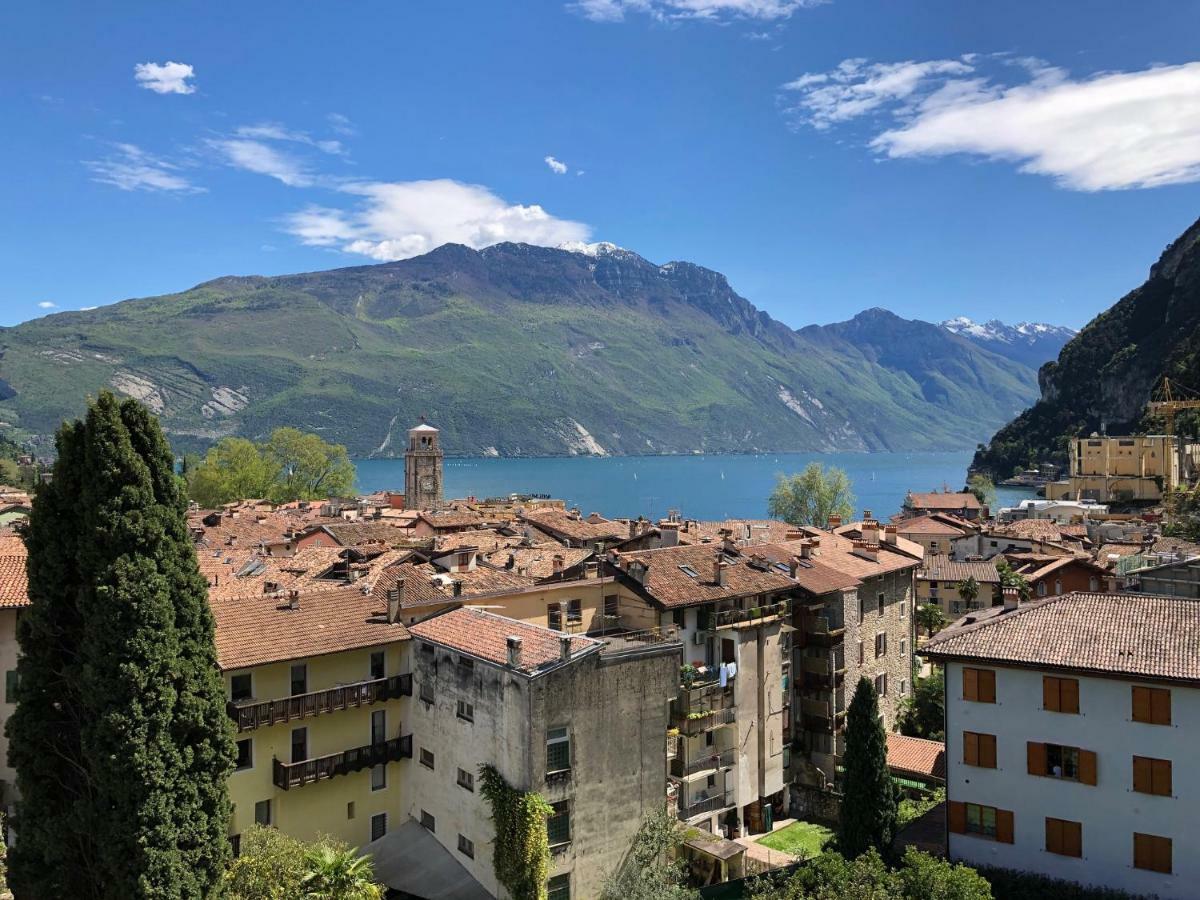 Villa Miravalle Riva del Garda Exterior photo